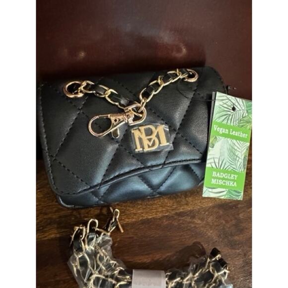 NEW Badgley Mischka Black Chain Quilted Chained Crossbody Mini Purse - Picture 2 of 8